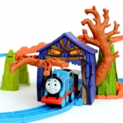 小火车（THOMAS & FRIENDS） BMF09 电动火车系列  幽灵探险之旅套装