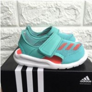 2017年夏季新品：Adidas阿迪达斯FortaSwim童款轻便包头凉鞋/沙滩鞋 大、小童款