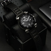 DIESEL DZT1000 智能手表