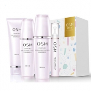 OSM欧诗漫 珍珠舒缓补水礼盒+馥珮水感透白霜50g
