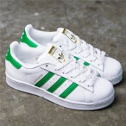 Adidas Superstar 金标绿条贝壳头女鞋