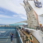 皇家加勒比邮轮 海洋水手号 5月2号出发  上海—海上—上海  内舱双人房