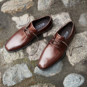 爱步（ECCO） Edinburgh Bike Toe Tie 男款正装皮鞋 经典三眼设计 全皮材质 柔软舒适