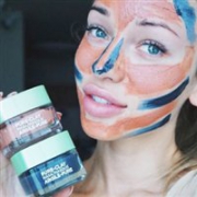 英亚最畅销：L'Oréal Paris 欧莱雅 排毒面膜泥 50ml