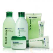 英国 Boots 小黄瓜6件套 （洗面奶150ml+3分钟面膜50ml+爽肤水150ml+润眼胶15ml+保湿霜100ml+卸妆乳150ml）补水保湿