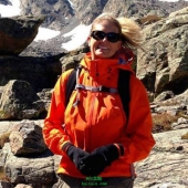限S码，Arc'teryx 始祖鸟 Beta LT 女款轻量防风冲锋衣 两色 5折 $259.73 到手￥1860 国内￥5398