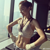 好身材 练出来—— 说好的马甲线呢！