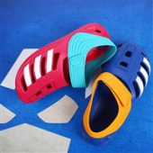 Prime专享：Adidas 阿迪达斯  Zsandal 小童款凉鞋/洞洞鞋 红色款