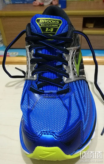 布鲁克斯跑鞋哪一款好？Brooks 布鲁克斯 Glycerin 14 跑鞋怎么样？