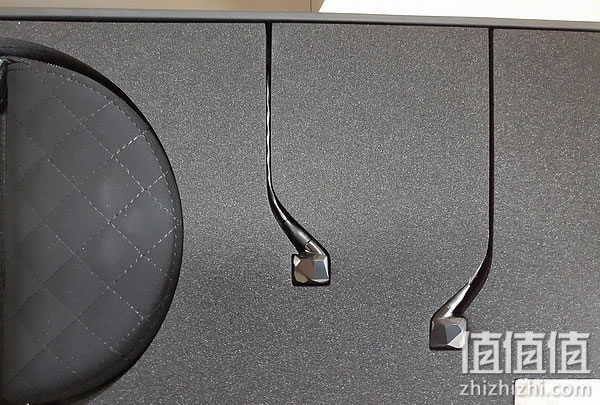 威索尼可GR09耳机开箱评测