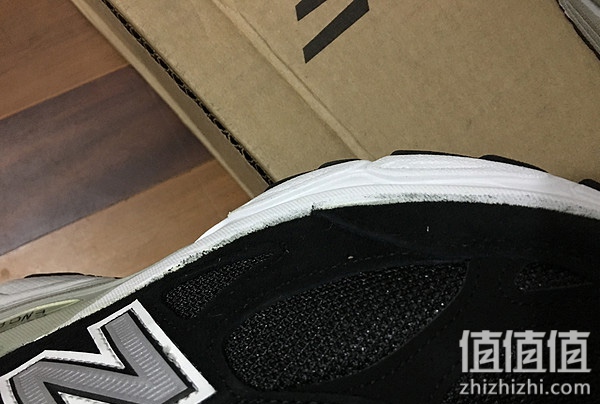 跑跑更健康，New Balance M990 V3 男款跑鞋开箱首晒，New Balance 跑鞋怎么样？跑鞋什么牌子好？