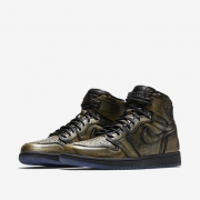 耐克（NIKE）  AIR JORDAN I “WINGS” 男款篮球鞋
