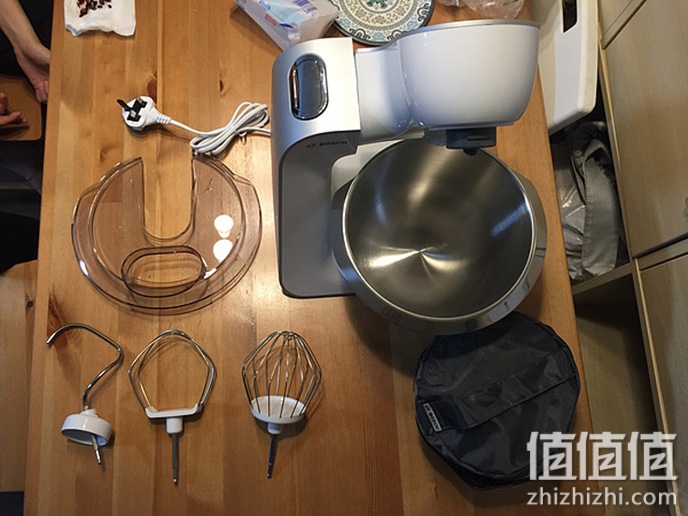 烘培发烧友必备：BOSCH 博世 MUM58200GB 厨师机开箱晒单，厨师机什么牌子好用？BOSCH 博世厨师机怎么样？