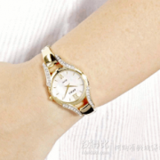 SEIKO 精工 SUP216 珍珠贝母水晶女士太阳能手表