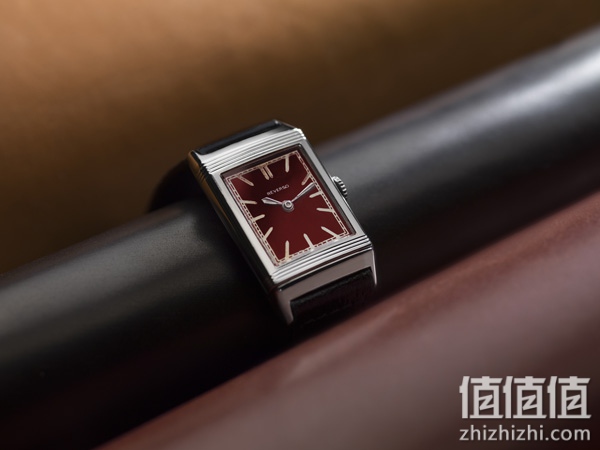 分享JAEGER-LECOULTRE 积家 Reverso 翻转系列女表