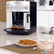 德龙（Delonghi） ESAM3200.S 全自动意式咖啡机 包邮包税