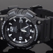 卡西欧（CASIO）    AQ-S810W-1AV 运动双显太阳能手表