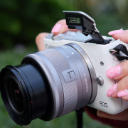 佳能（Canon） EOS M10 微单套机 EF-M 15-45mm 时尚翻屏设计 WiFi随拍随秀