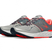 New Balance Fresh Foam Vongo 女款稳定型跑鞋