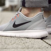 Nike 耐克 Free RN Commuter 男士跑鞋 黑色