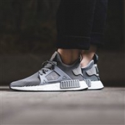 Adidas阿迪达斯 NMD Runner XR1 男款运动鞋 灰色