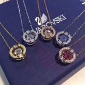 Swarovski 官网现有爆款“跳动的心”上新