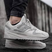 圣康尼（SAUCONY）  GRID 8500 WEAVE S703042 男款复古跑鞋