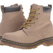 Dr. Martens 939 Greasy Suede 女款马丁靴