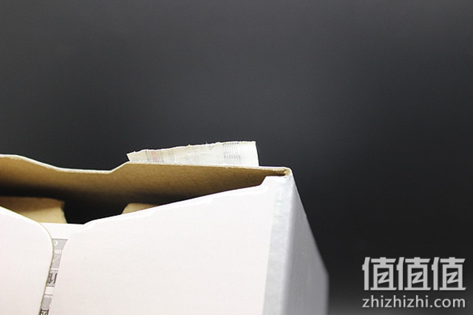 佳能标准定焦50mm1.8镜头，Canon 佳能标准定焦镜头怎么样？小巧实用，Canon 佳能 EF 50mm F/1.8 STM 标准定焦镜头