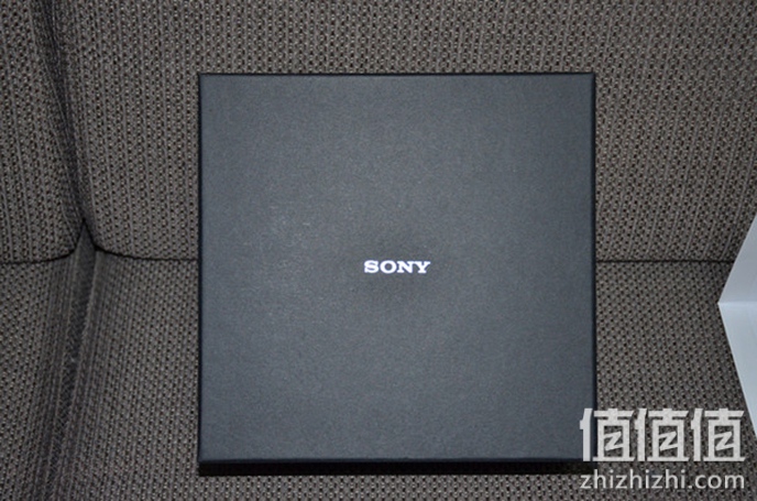 索尼耳机推荐，SONY 索尼耳机怎么样？索尼大法好，尝鲜SONY 索尼 MDR-1A 头戴式耳机