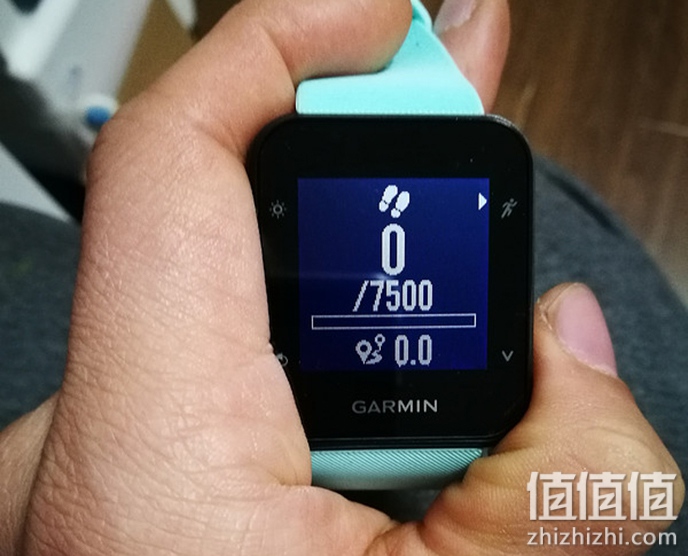  garmin forerunner 35，佳明智能运动表怎么样？GARMIN 佳明 Forerunner 35 智能运动表