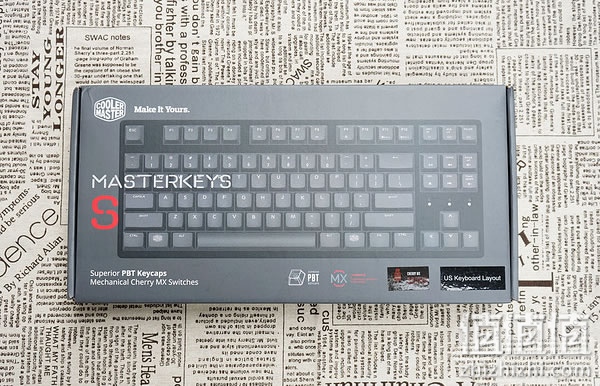 酷冷至尊烈焰枪87 V2机械键盘开箱