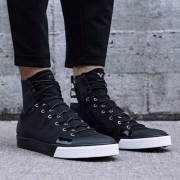 国内￥3450，17年新款  Y-3  Sen High-Top男士高帮板鞋 $134