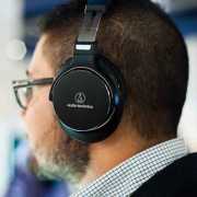 铁三角（Audio-technica）  ATH-MSR7NC 头戴式耳机 主动降噪款