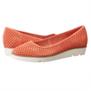 其乐（Clarks）  Evie Buzz 261261044 女士休闲鞋 *2件