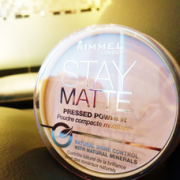 凑单直邮！RIMMEL 芮谜 Stay Matt哑光控油定妆粉饼散粉