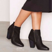 白菜，MICHAEL Michael Kors Denver 女士真皮粗跟短靴 两色 1.5折 新低$29.99