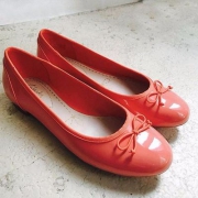17年新款，Clarks 其乐 女士真皮芭蕾平底鞋  Prime会员免费直邮