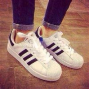 Adidas 阿迪达斯 VALSTRIPES2 JAO27 男士休闲运动鞋 多色可选