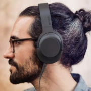 索尼（SONY） MDR-100AAP 头戴式耳机 出街利器