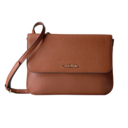 卡尔文 克莱恩（Calvin Klein）   Classic Pebble 女士斜挎包