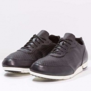 Clarks 其乐 Triturn Run 男士低帮真皮休闲鞋 2色 Prime会员免费直邮含税