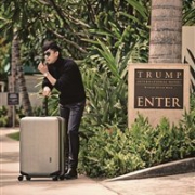 Samsonite 新秀丽 Inova拉杆旅行箱 万向轮 28寸 四色可选