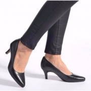 国内￥1169，Clarks 其乐  Isidora Faye女士真皮高跟单鞋  Prime会员免费直邮