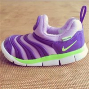 Nike耐克毛毛虫 小童款机能运动鞋 紫色 21-27码