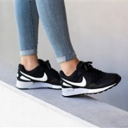NIKE 耐克 AIR PEGASUS 89 TECH 女子气垫运动鞋