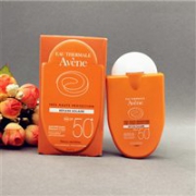 小金刚：Avène雅漾 清爽倍护便携防晒霜 30ml