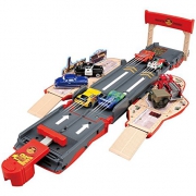 多美（TAKARA TOMY）  赛车总动员 807513 昆漂移赛道