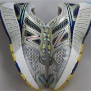 New balance 新百伦 M860V4 男女款次顶级支撑系跑鞋