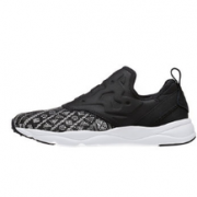 Reebok 锐步 FURYLITE SLIP-ON 女款复古跑鞋  折235元（290，双重优惠）